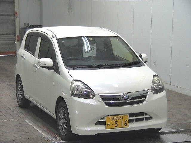 6207 DAIHATSU MIRA E S LA300S 2012 г. (JU Fukushima)